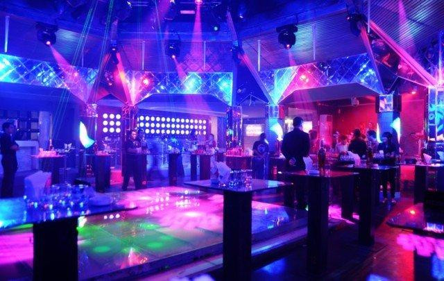 Hà Nội: Karaoke, vũ trường, quán bar dừng hoạt động từ 0h00 ngày 1/2/2021