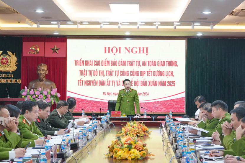 Bắt đầu từ 8h ngày 15-12-2024, các đơn vị của CATP Hà Nội sẽ đồng loạt ra quân