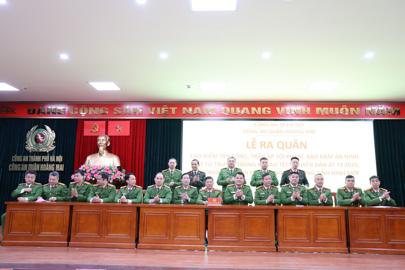 Lễ ký kết thực hiện cao điểm tấn công trấn áp tội phạm Lễ ký kết thực hiện cao điểm tấn công trấn áp tội phạm