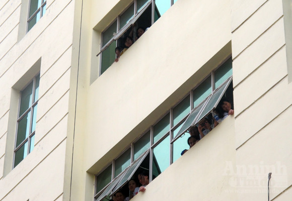 Muôn kiểu “hóng” vụ “trẻ sơ sinh bị bắt cóc trở về” ảnh 5