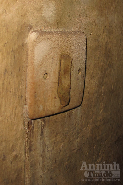 Chui vào từng ngõ ngách căn hầm dưới KS Metropole Hà Nội ảnh 7