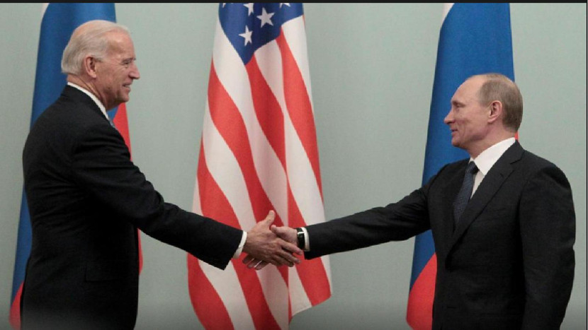 Thủ tướng Nga Vladimir Putin bắt tay Phó Tổng thống Hoa Kỳ Joe Biden trong cuộc gặp ở Moscow ngày 10-3-2011. Thủ tướng Nga Vladimir Putin bắt tay Phó Tổng thống Hoa Kỳ Joe Biden trong cuộc gặp ở Moscow ngày 10-3-2011.