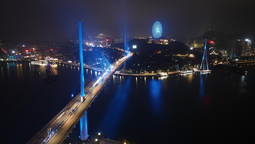 Cầu Bãi Cháy và Sun Wheel Hạ Long