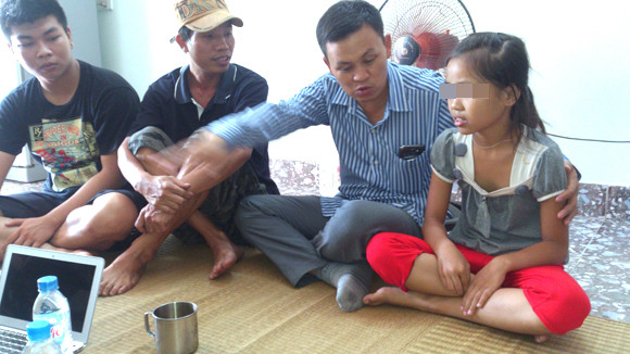 Không có việc 2 bé gái bị bắt cóc ảnh 1