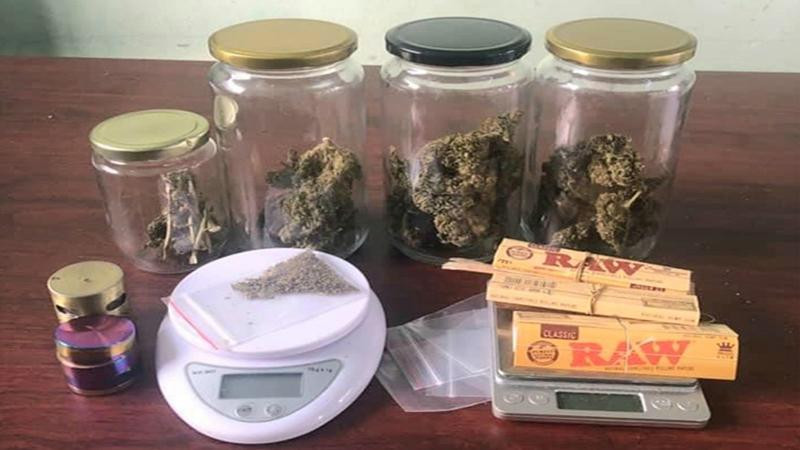 Số tang vật thu giữ tại hiện trường (Ảnh: Công an nhân dân) Số tang vật thu giữ tại hiện trường (Ảnh: Công an nhân dân)