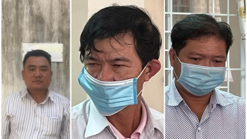 3 cán bộ chi cục thuế Dương Hoàng Chiến, Trần Thanh Việt và Trần Cao Sang (Ảnh từ trái sang phải) 3 cán bộ chi cục thuế Dương Hoàng Chiến, Trần Thanh Việt và Trần Cao Sang (Ảnh từ trái sang phải)