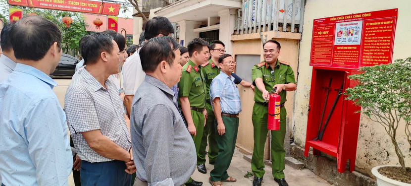 Đan Phượng là một trong những địa bàn triển khai tốt các mô hình an toàn PCCC Đan Phượng là một trong những địa bàn triển khai tốt các mô hình an toàn PCCC