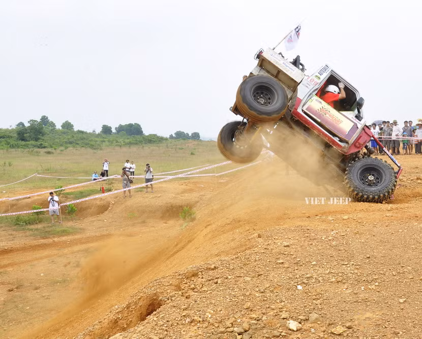 Những hình ảnh thú vị tại Vietnam Offroad Cup 2012 ảnh 7