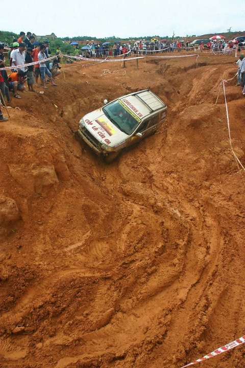 Những hình ảnh thú vị tại Vietnam Offroad Cup 2012 ảnh 12