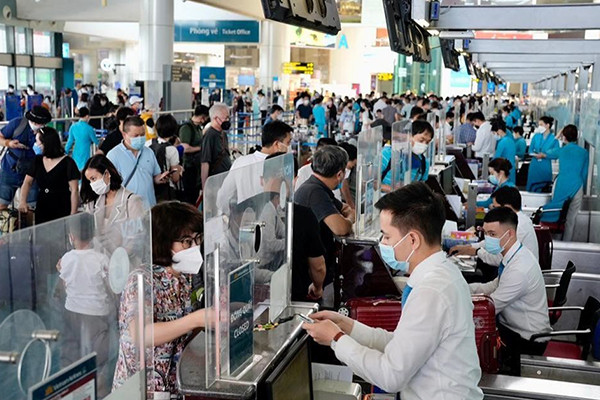 Thị trường vé máy bay sôi động từng ngày dịp cận lễ Quốc khánh 2/9