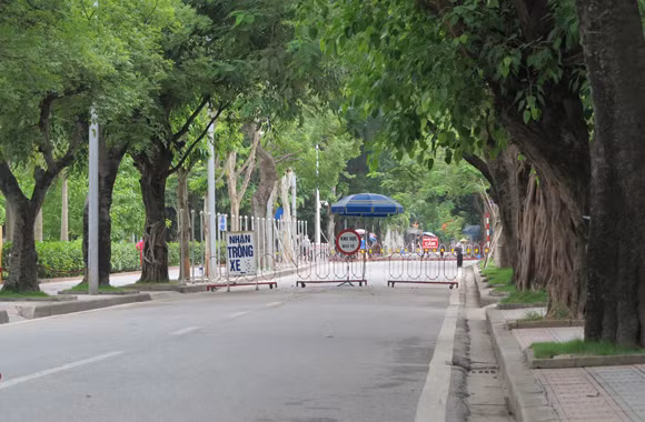3 phố đi bộ đầu tiên của Hà Nội ảnh 7