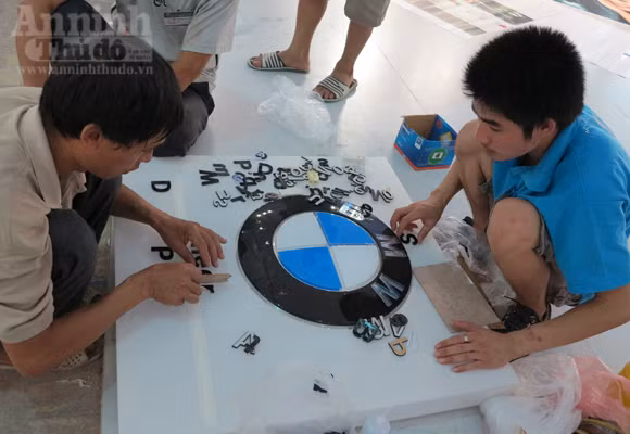 Hé lộ "Át chủ bài" các hãng, tại Vietnam Motor Show 2012 ảnh 19