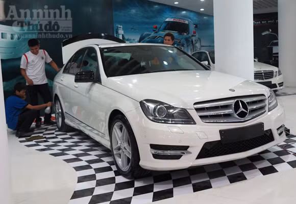 Hé lộ "Át chủ bài" các hãng, tại Vietnam Motor Show 2012 ảnh 16