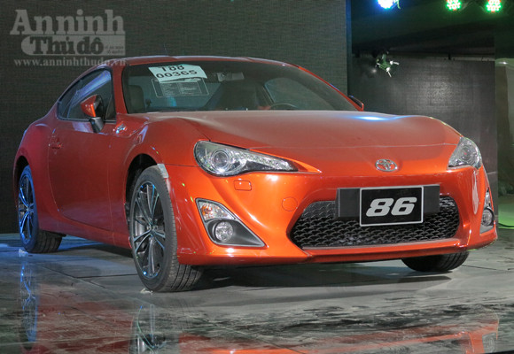 Hé lộ "Át chủ bài" các hãng, tại Vietnam Motor Show 2012 ảnh 6