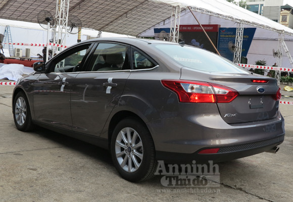 Hé lộ "Át chủ bài" các hãng, tại Vietnam Motor Show 2012 ảnh 11