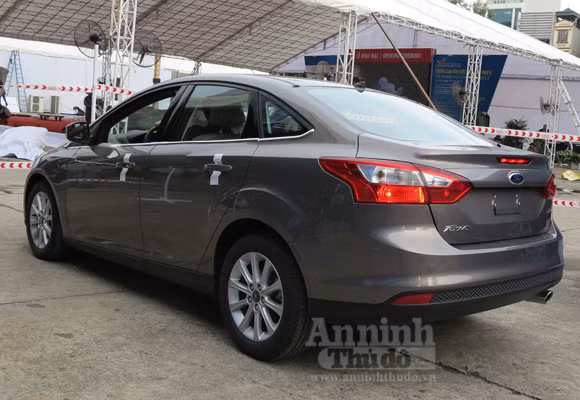 Hé lộ "Át chủ bài" các hãng, tại Vietnam Motor Show 2012 ảnh 11