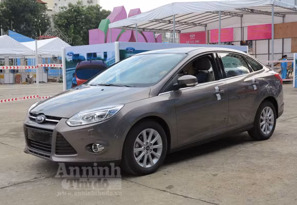 Hé lộ "Át chủ bài" các hãng, tại Vietnam Motor Show 2012 ảnh 10