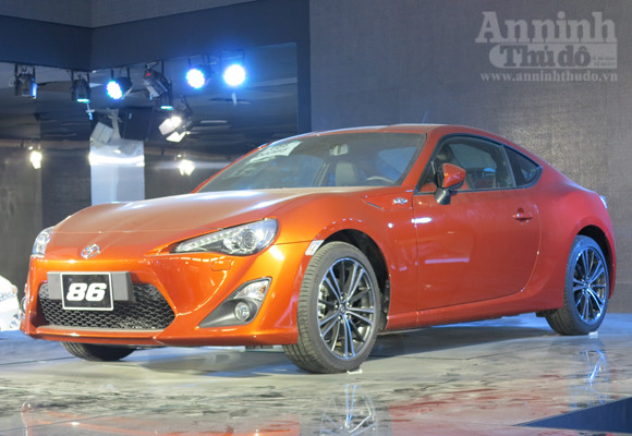 Hé lộ "Át chủ bài" các hãng, tại Vietnam Motor Show 2012 ảnh 7