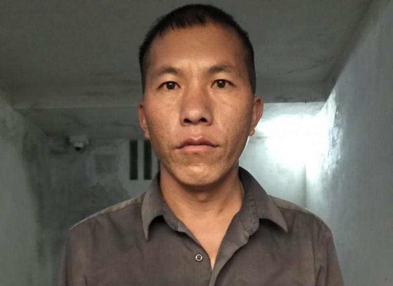 Xồng Bá Xử tại cơ quan công an Xồng Bá Xử tại cơ quan công an