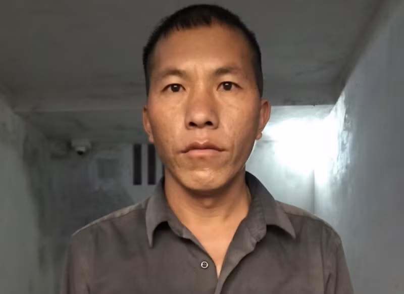 Xồng Bá Xử tại cơ quan công an Xồng Bá Xử tại cơ quan công an