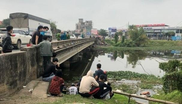 Sông Bùng nơi phát hiện thi thể mẹ con chị S.