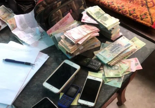 Tang vật cơ quan công an thu giữ (ảnh CACC) Tang vật cơ quan công an thu giữ (ảnh CACC)