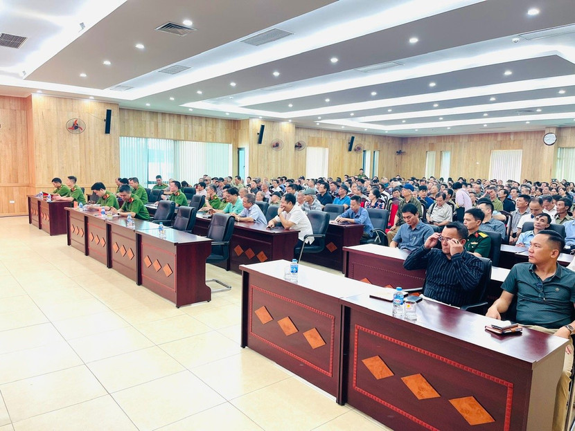 Hơn 400 đại biểu tham gia tập huấn... Hơn 400 đại biểu tham gia tập huấn...