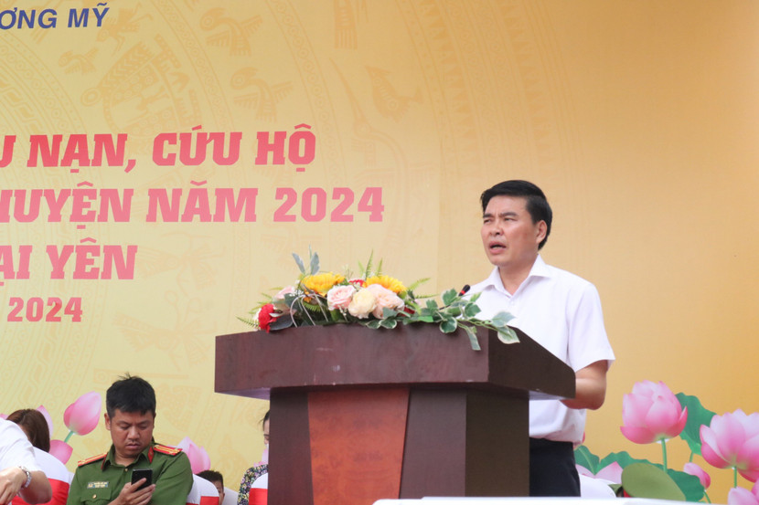 Ông Trịnh Duy Oai, Phó Chủ tịch UBND huyện Chương Mỹ phát biểu tại buổi diễn tập
