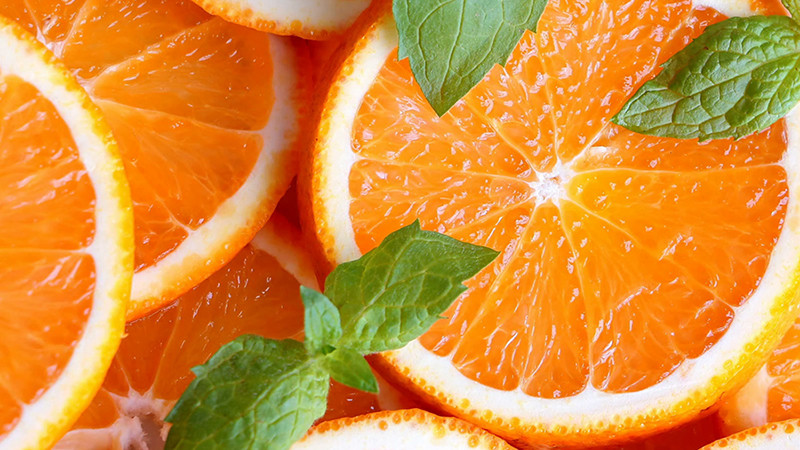 Vitamin C, chất xơ pectin.. là những chất giúp giảm cholesterol, giúp ích cho hoạt động lưu thông máu đến tim Vitamin C, chất xơ pectin.. là những chất giúp giảm cholesterol, giúp ích cho hoạt động lưu thông máu đến tim