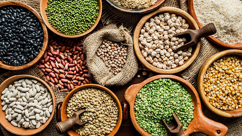 Folate, magie, canxi và vitamin B có trong đậu, là những nhân tố giúp tiêu diệt các cholesterol trong máu, bảo vệ trái tim khỏe mạnh Folate, magie, canxi và vitamin B có trong đậu, là những nhân tố giúp tiêu diệt các cholesterol trong máu, bảo vệ trái tim khỏe mạnh