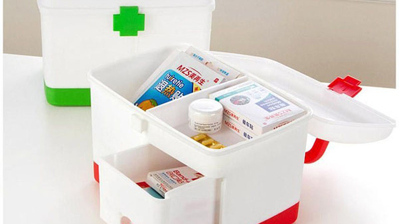 Trang bị những loại thuốc cần thiết cho bản thân, gia đình trong những ngày bão về Trang bị những loại thuốc cần thiết cho bản thân, gia đình trong những ngày bão về