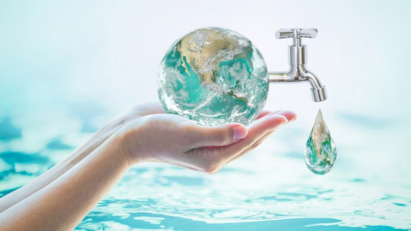 Dự trữ nước sạch trong mùa mưa lũ, hạn chế những rủi ro mà thiếu nước gây ra Dự trữ nước sạch trong mùa mưa lũ, hạn chế những rủi ro mà thiếu nước gây ra