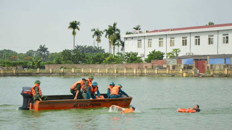 Trang bị những kỹ năng sơ cứu, cứu hộ để bảo vệ bản thân, gia đình và những người khác khi có trường hợp khẩn cấp xảy ra Trang bị những kỹ năng sơ cứu, cứu hộ để bảo vệ bản thân, gia đình và những người khác khi có trường hợp khẩn cấp xảy ra