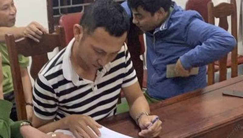 Nguyễn Văn Thành tại cơ quan công an (ảnh: L.K)