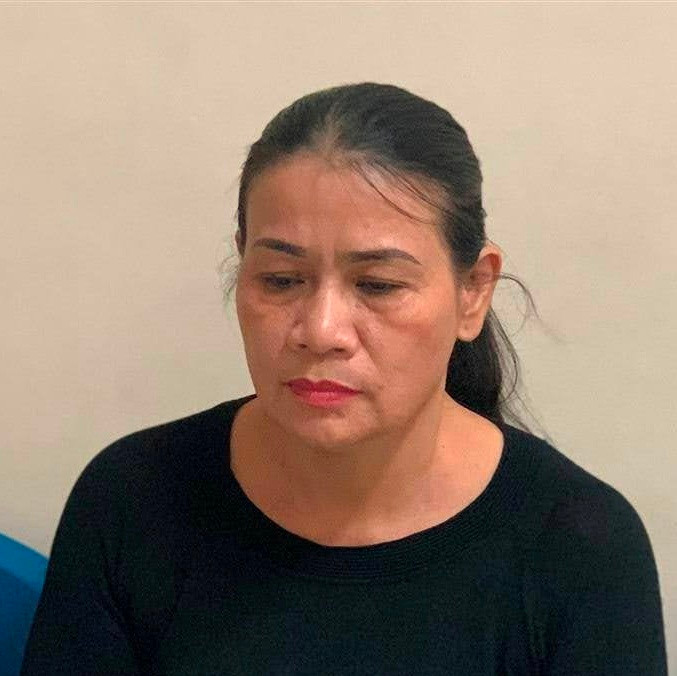 Sau 23 năm lẩn trốn, Dung buộc phải về trả giá cho lỗi lầm của mình Sau 23 năm lẩn trốn, Dung buộc phải về trả giá cho lỗi lầm của mình