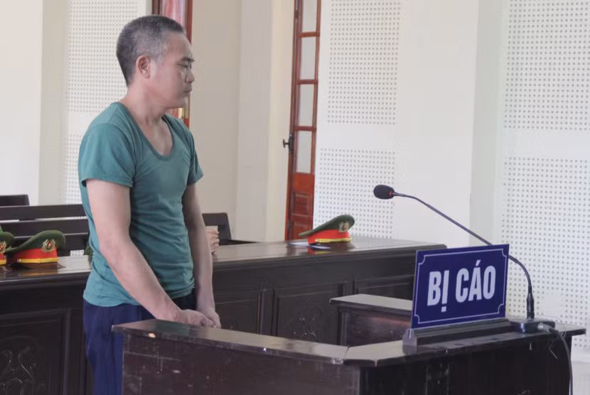 Dương Văn Chương trong phiên xét xử