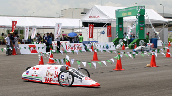 Một lít xăng, chạy từ Hà Nội vào Hà Tĩnh ảnh 1