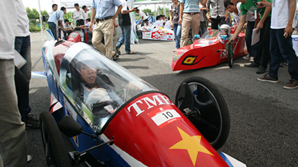 Một lít xăng, chạy từ Hà Nội vào Hà Tĩnh ảnh 11