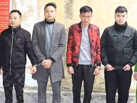 Nhóm đối tượng trộm cắp ô tô (ảnh công an cung cấp)