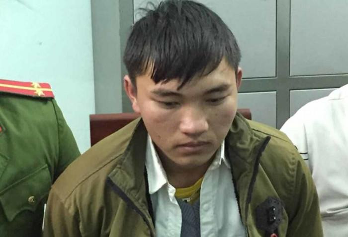 Và Bá Cha tại cơ quan công an (ảnh CACC)