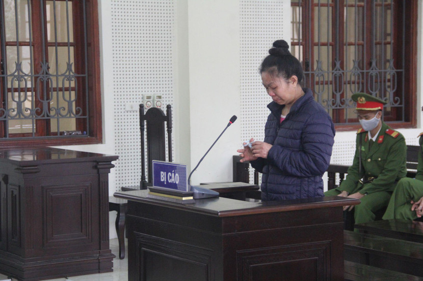 Vi Thị Chói trong phiên xét xử