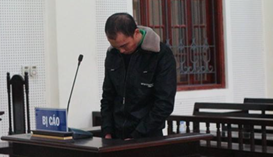 Nguyễn Văn Hoàn trong phiên xét xử Nguyễn Văn Hoàn trong phiên xét xử