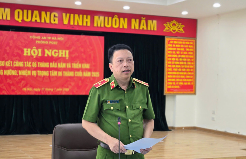 Thiếu tướng Nguyễn Hồng Ky, Phó Giám đốc CATP Hà Nội phát biểu chỉ đạo hội nghị Thiếu tướng Nguyễn Hồng Ky, Phó Giám đốc CATP Hà Nội phát biểu chỉ đạo hội nghị