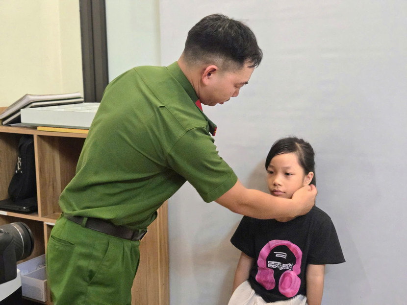 Lấy người dân làm trung tâm là tinh thần làm việc của mỗi chiến sỹ Công an xã Tây Phương