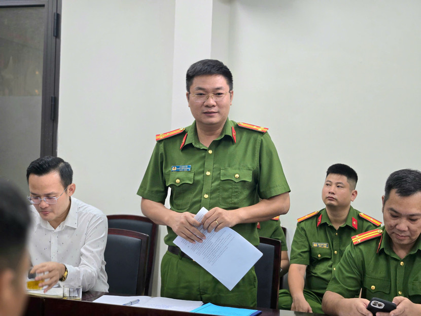 Thượng tá Lê Minh Hải, Trưởng CAP Phú Lương tiếp thu ý kiến