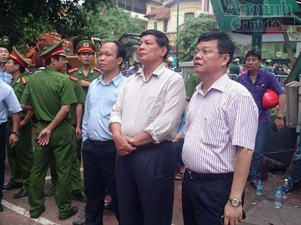 Vụ sập nhà Pháp cổ tại Hà Nội: 2 người tử vong, 6 người bị thương ảnh 3