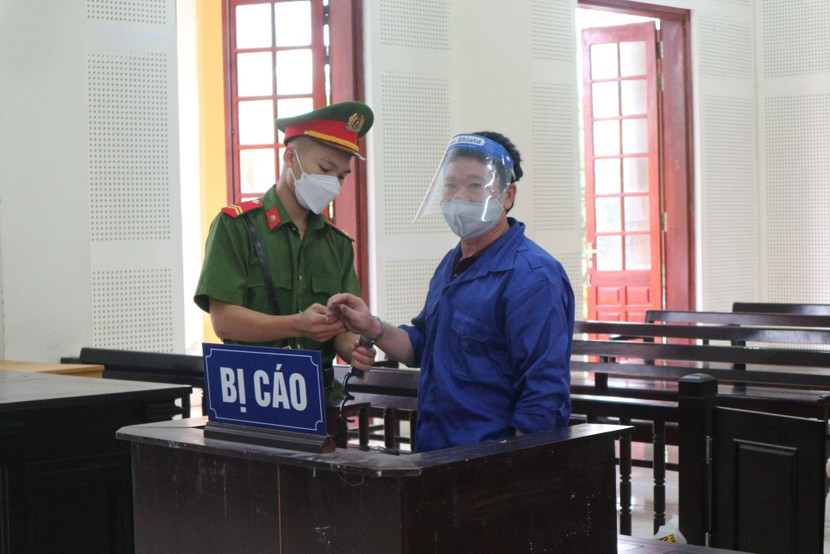 Nguyễn Văn Việt trong phiên xét xử Nguyễn Văn Việt trong phiên xét xử