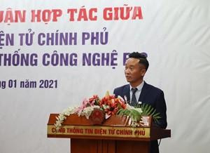 Ông Phạm Tiến Hưng, Chủ tịch HĐQT Công ty cổ phần hệ thống công nghệ ETC phát biểu tại lễ ký kết. Ông Phạm Tiến Hưng, Chủ tịch HĐQT Công ty cổ phần hệ thống công nghệ ETC phát biểu tại lễ ký kết.