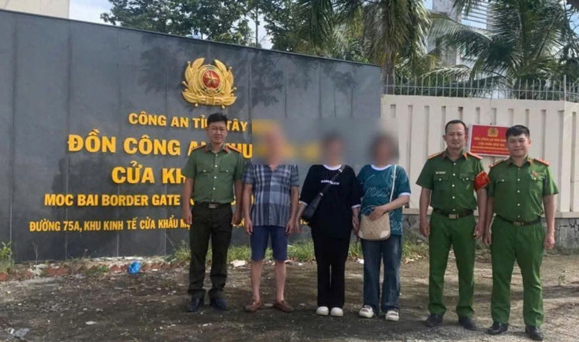 Giải cứu cô gái trẻ khỏi &quot;bẫy lừa&quot; bắt cóc online sang Campuchia