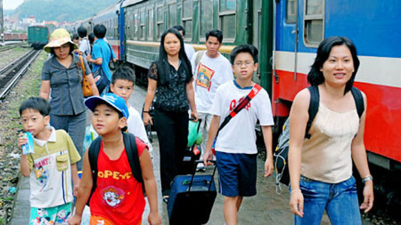 Vì những chuyến tàu ra Bắc vào Nam an toàn, thông suốt ảnh 2